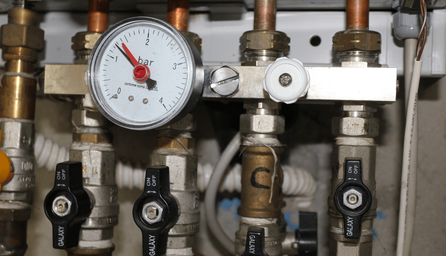 Fix Leaks Expert Guide to a Sealed Hot Water Cylinder